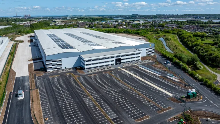 Aerial view of XDock 549 with the offices and car park in front of the warehouse